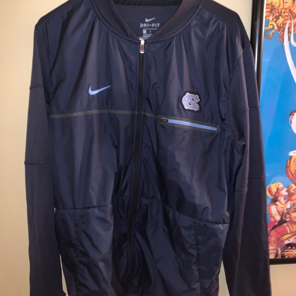 Nike North Carolina Windbreaker!